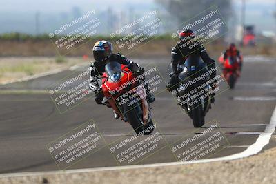 media/Sep-20-2025-TrackDaz (Sat) [[27f0cde673]]/B Group/220pm (Turn 9)/